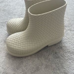Bottega Veneta Ivory Woven Boots